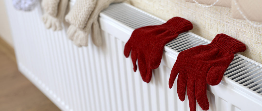 Aislar la casa del frío para ahorrar calefacción: cómo hacerlo barato y eficiente.